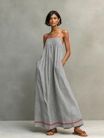 Alma - Vestido Azul con Tirantes Finos y Bolsillos